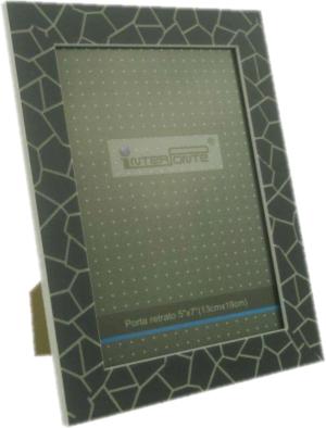 Porta retrato  madeira decorado sortido Interponte MDF 13x18  Certificado - 5x7  Os valores e prazos de entrega variam conforme a quantidade solicitada. Para quantidades específicas, é necessário realizar uma consulta prévia. Entre em contato para verificar disponibilidade, prazos e condições personalizadas para o seu pedido.